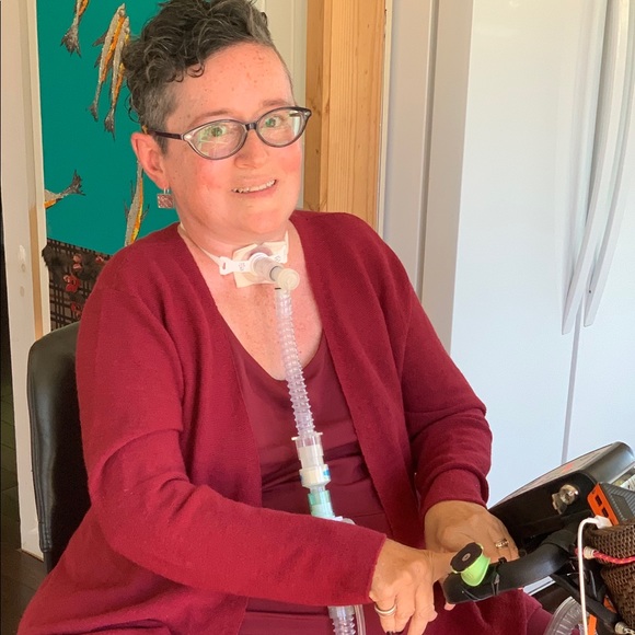 Meet your Posher, Carole - Picture 2 of 2